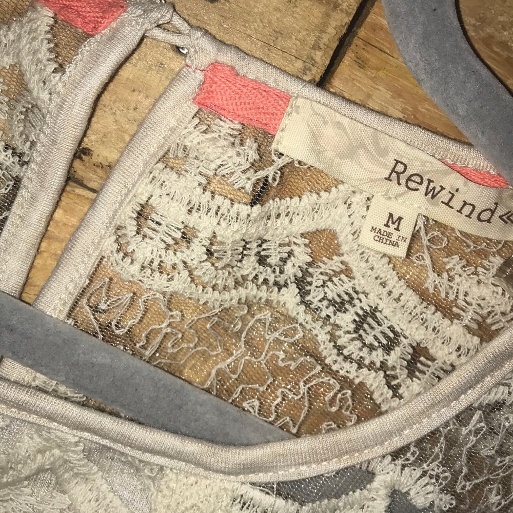 Cream Lace Detailed Blouse - Picture 4 of 5